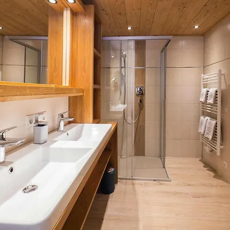 Holiday Home, Сasa de vacaciones Fügen